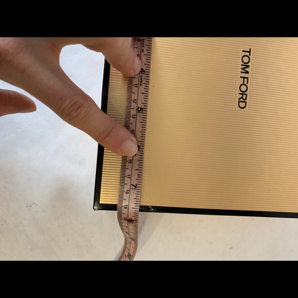 Tom Ford black orchid gift box - Picture 4 of 4